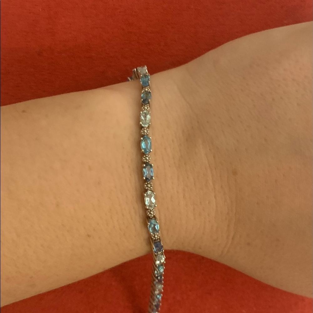 Jewel bracelet blue